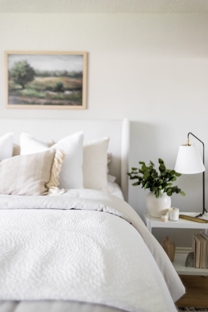 THREE WAYS TO STYLE A QUILT - Pinteresting Plans; Click here to learn how to style a quilt on Halfway Wholeistic! Quilts are my favorite bedding accessory. They add elegance to a bedroom and also breathe life into design through their texture. I got the Melton Quilt & cushion covers from The White Company & am happy with the quality! The Melton collection is simple but striking when layered with other quilts & bed linens. Quilt inspiration ideas. Bedding ideas cozy white bedroom. Bedding sets master bedroom color combos. 