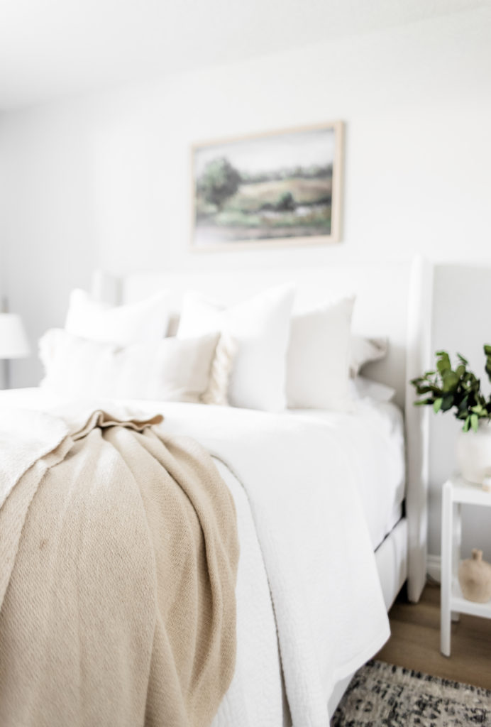THREE WAYS TO STYLE A QUILT - Pinteresting Plans; Click here to learn how to style a quilt on Halfway Wholeistic! Quilts are my favorite bedding accessory. They add elegance to a bedroom and also breathe life into design through their texture. I got the Melton Quilt & cushion covers from The White Company & am happy with the quality! The Melton collection is simple but striking when layered with other quilts & bed linens. Quilt inspiration ideas. Bedding ideas cozy white bedroom. Bedding sets master bedroom color combos. 
