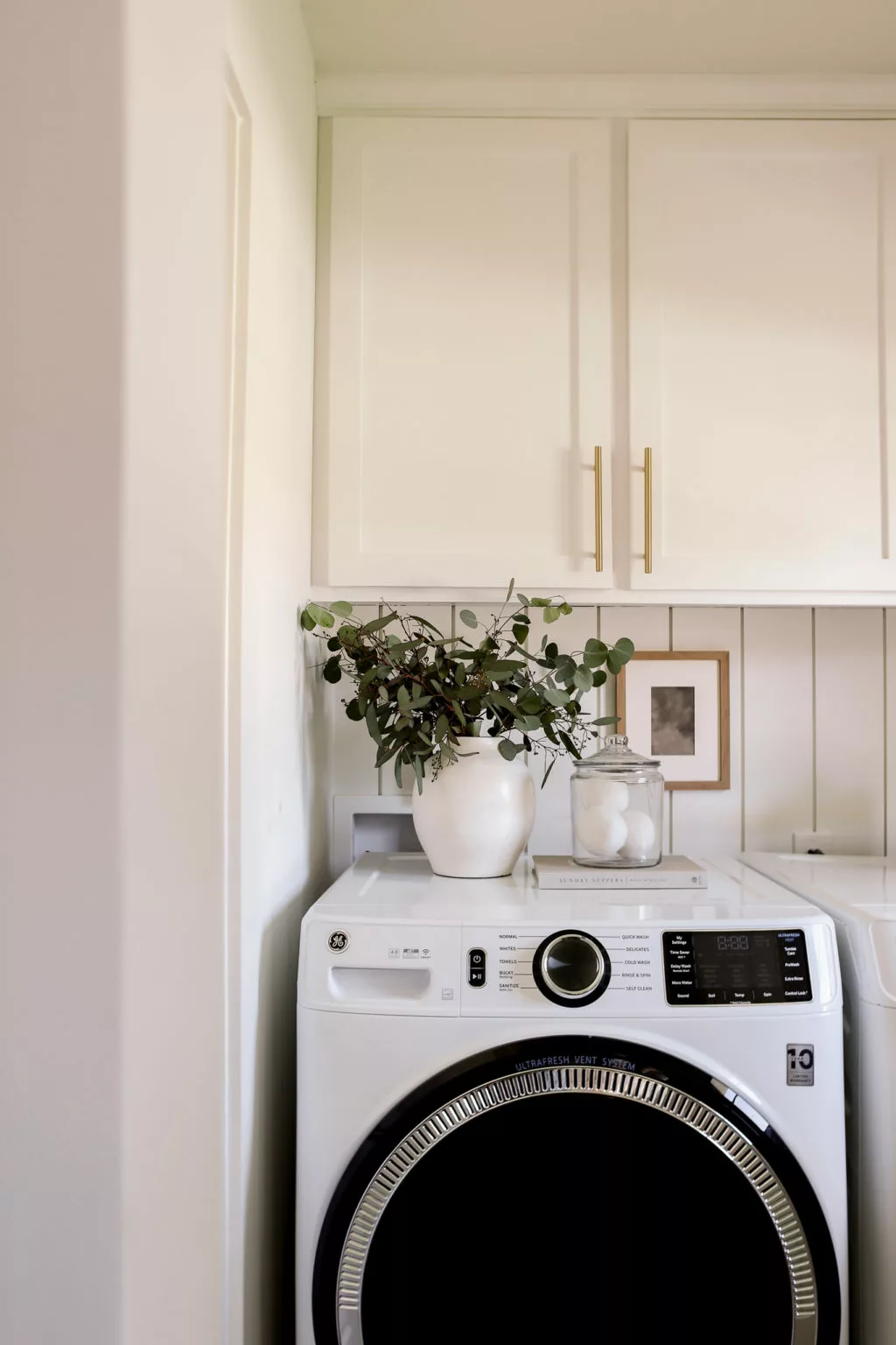 Small Space Style: Our Laundry Room Update – Halfway Wholeistic