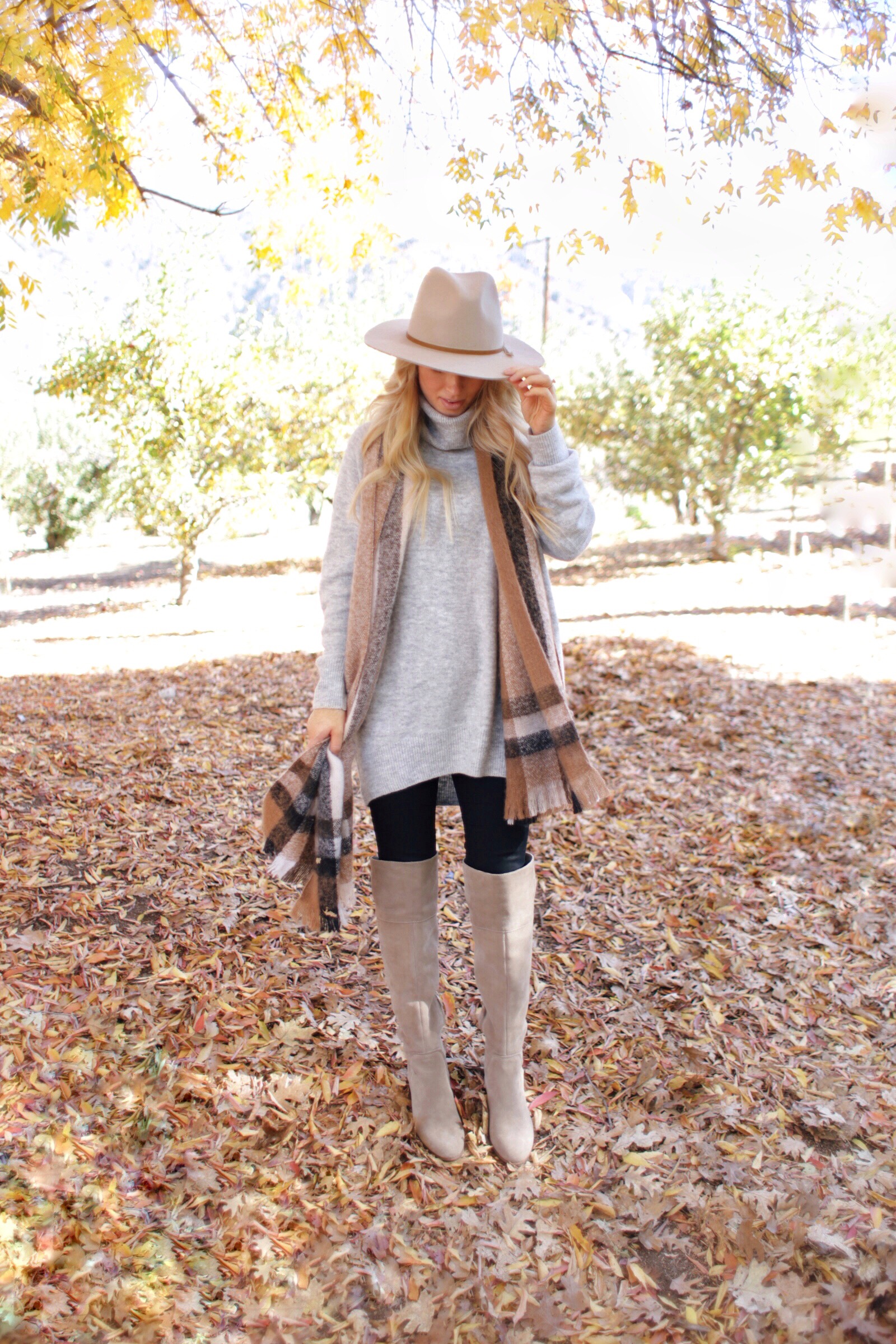 Our Trip to the Apple Orchard + Fall Fashion Favorites